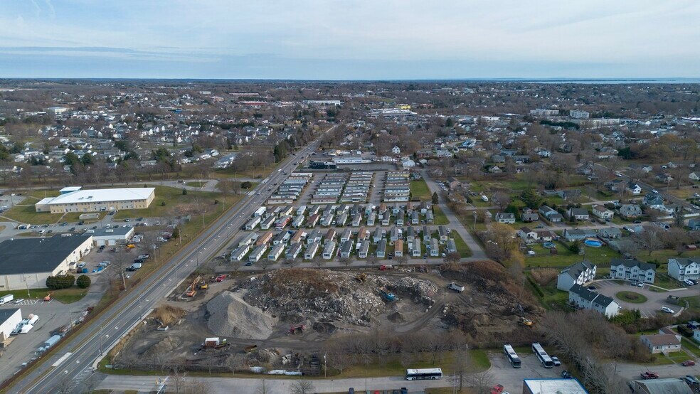 More Photos Of 300 Coddington Hwy, Middletown Warehouse For Sale