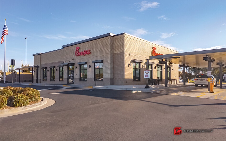 More Photos Of 1275 N Glenwood Ave, Dalton Fast Food For Sale