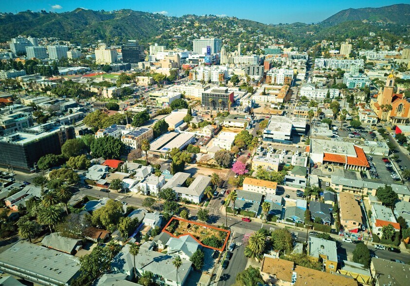More Photos Of 1357 N Las Palmas Ave, Los Angeles Land For Sale