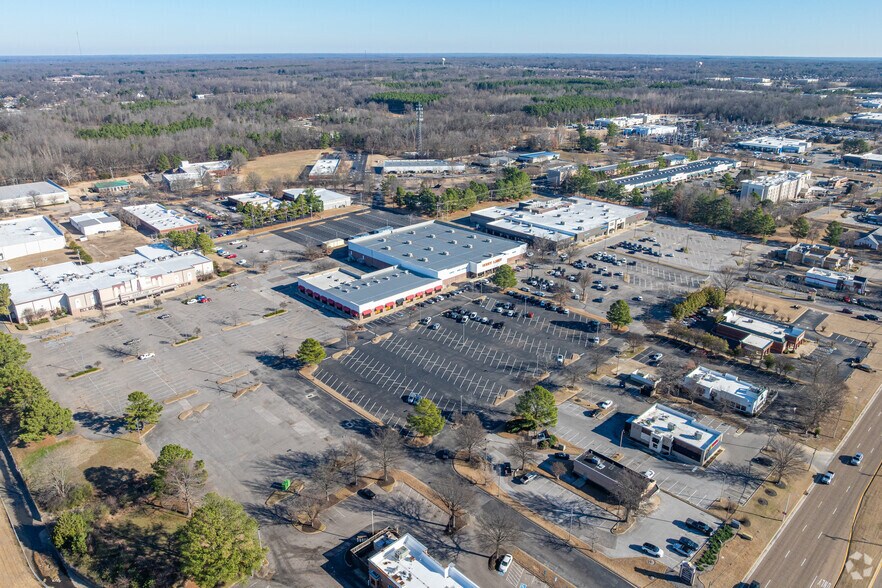 More Photos Of 7980 US Highway 64, Bartlett General Retail For Sale