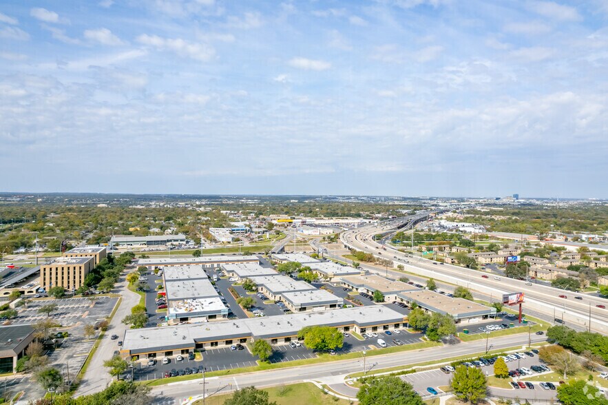 More Photos Of 7801 N Lamar Blvd, Austin Unknown For Lease