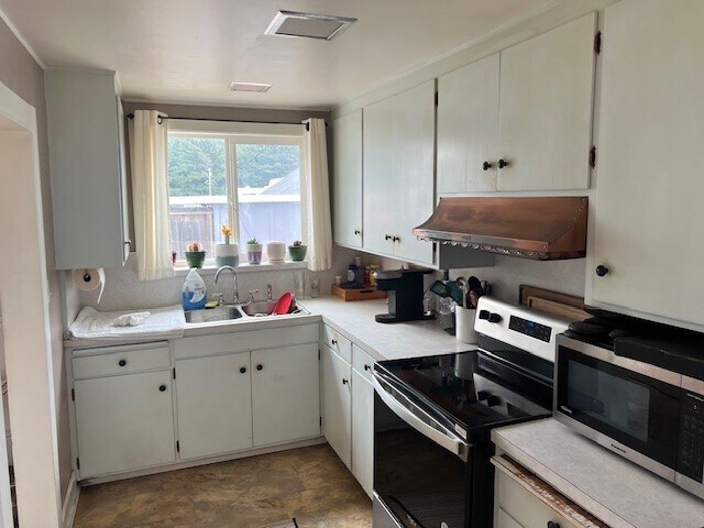 More Photos Of 308 Ocean Ave, Trinidad Land For Sale