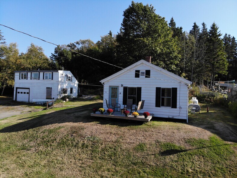 More Photos Of 36 Green Head Rd, Stonington Apartments For Sale