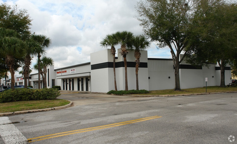 More Photos Of 2425-2573 Silver Star Rd, Orlando Warehouse For Sale