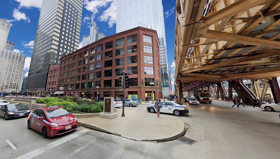 More Photos Of 180 N Wacker Dr, Chicago Loft Creative Space For Lease