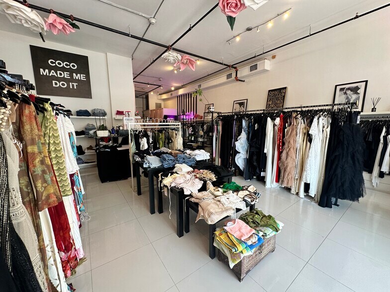 More Photos Of 1708 Alton Rd, Miami Beach Storefront For Lease