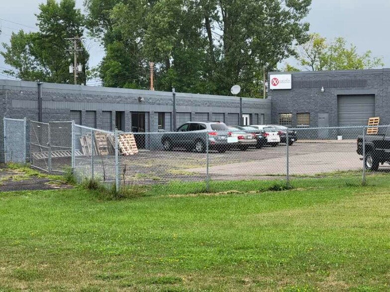 More Photos Of 9651 152nd Ave NE, Forest Lake Industrial For Lease