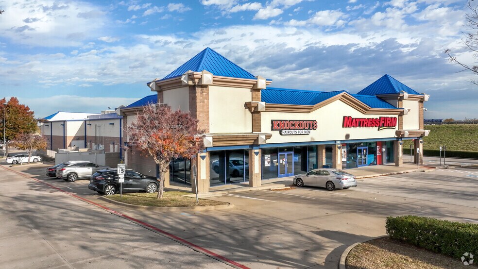 More Photos Of 2041 N Highway 287 N, Mansfield Unknown For Lease