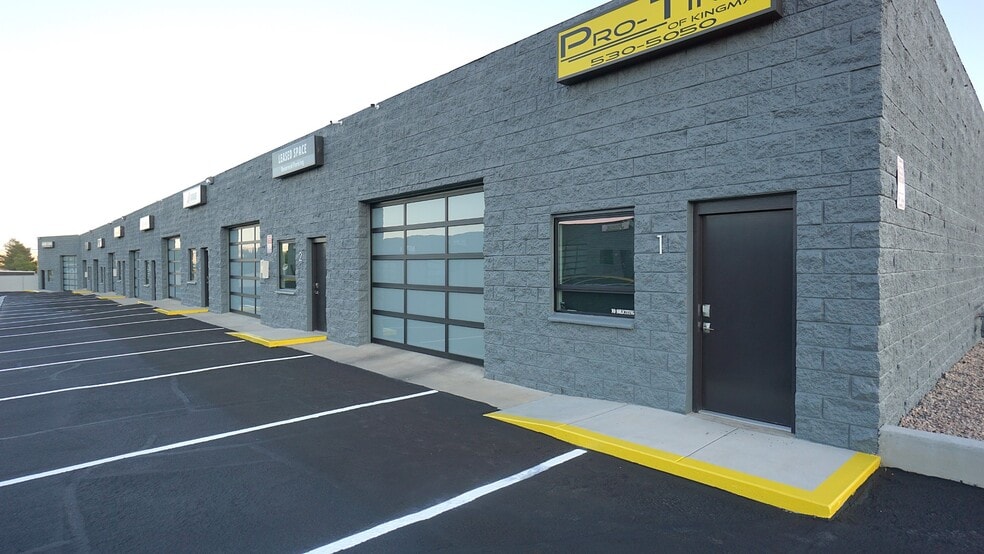 More Photos Of 4030 Stockton Hill Rd, Kingman Light Distribution For Lease