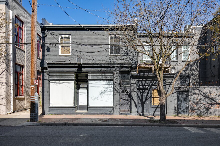 More Photos Of 221 E Clay St, Richmond Storefront Retail Residential For Sale