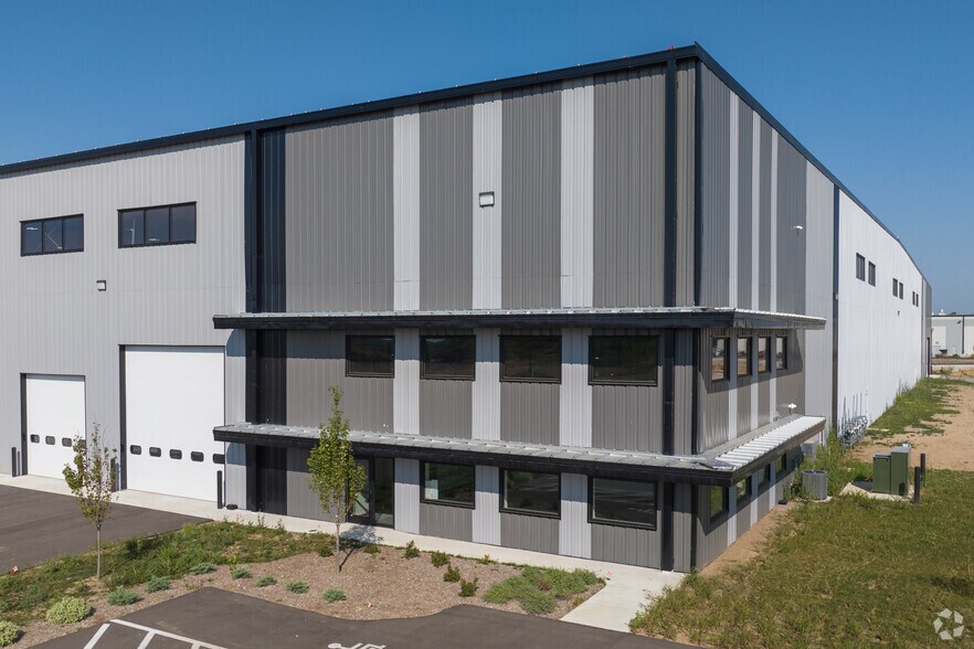 More Photos Of 203 Stonemont Dr, Bristol Warehouse For Lease