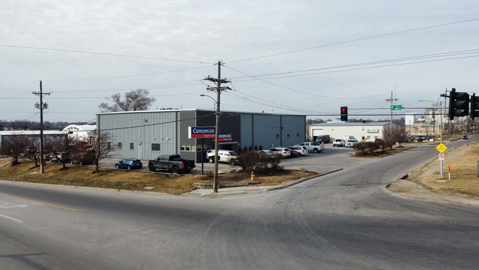 More Photos Of 2900 F St, Omaha Warehouse For Sale