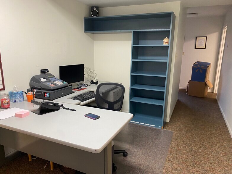 More Photos Of 3542 Springdale Rd, Cincinnati Medical For Sale