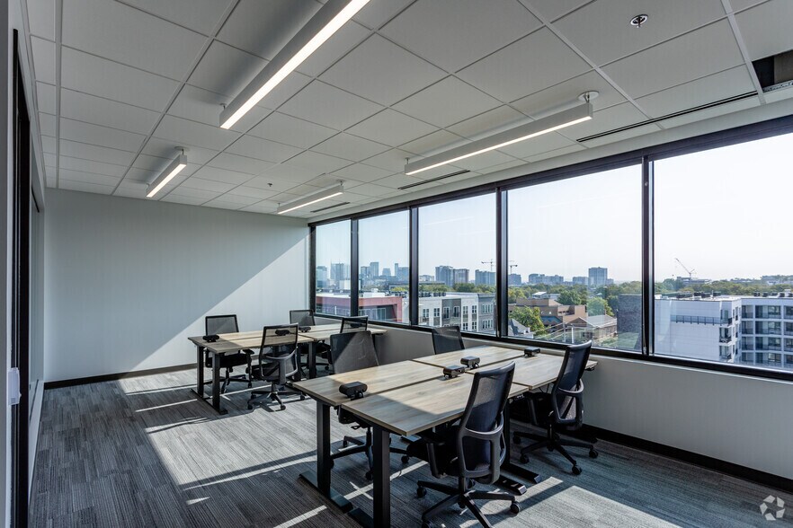 More Photos Of 1001-1009 17th Ave S, Nashville Office For Sale