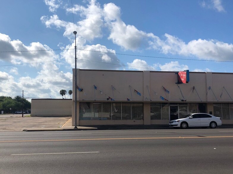More Photos Of 270 N Sam Houston Blvd, San Benito Light Manufacturing For Lease