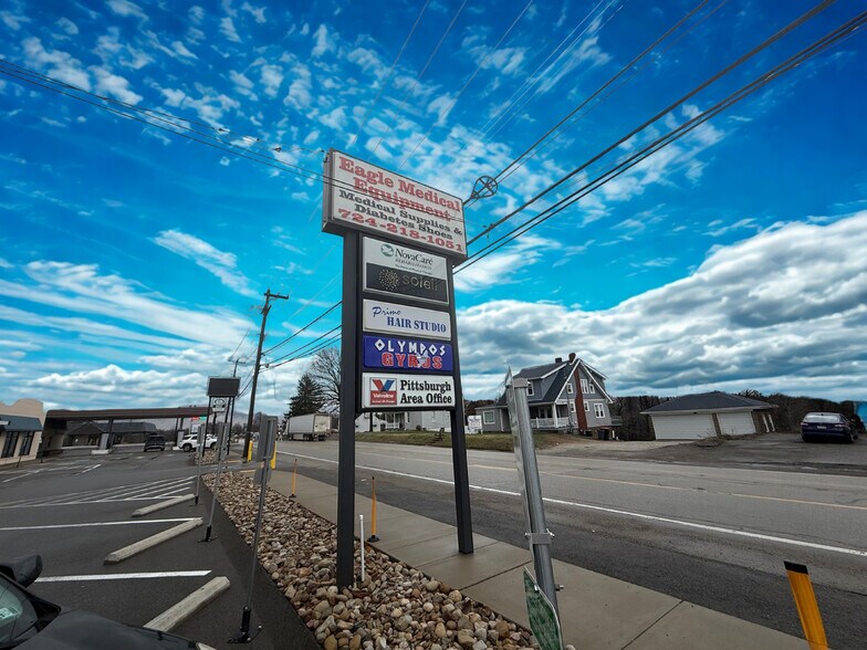 More Photos Of 5944 Steubenville Pike, McKees Rocks Freestanding For Lease