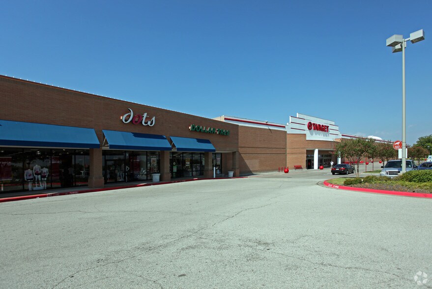More Photos Of 3712-3720 Belt Line Rd, Addison Unknown For Lease