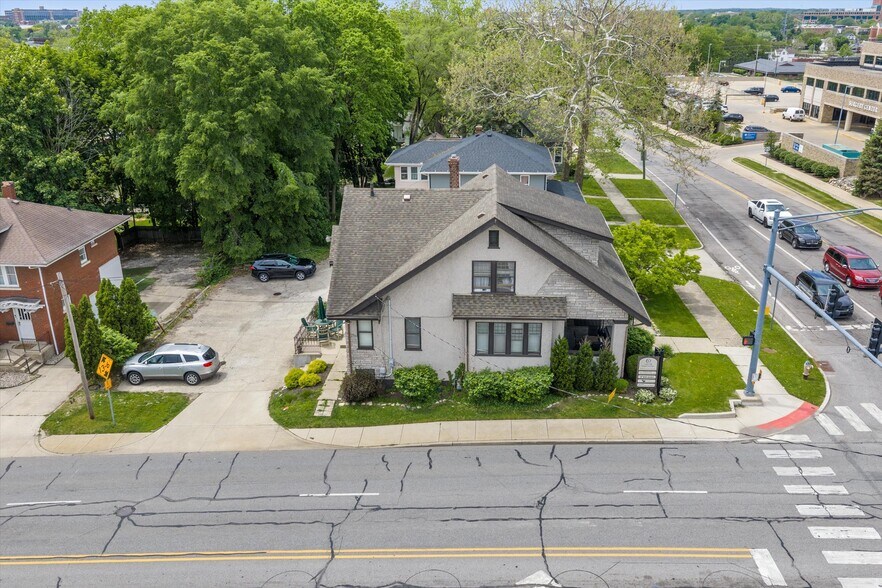 More Photos Of 1028 E Colfax Ave, South Bend Office For Sale