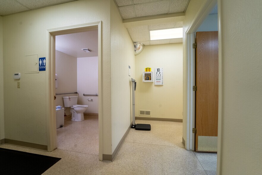 More Photos Of 1215 Plumas St, Yuba City Medical For Lease