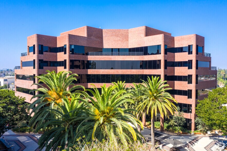 More Photos Of 3080 Bristol St, Costa Mesa Office For Lease