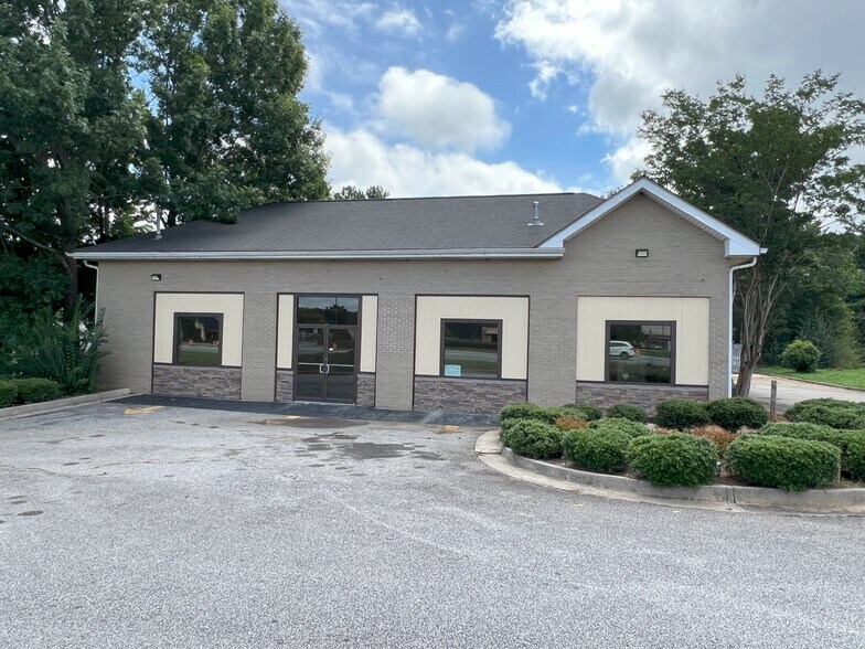 More Photos Of 11148 Tara Blvd, Hampton Auto Repair For Sale
