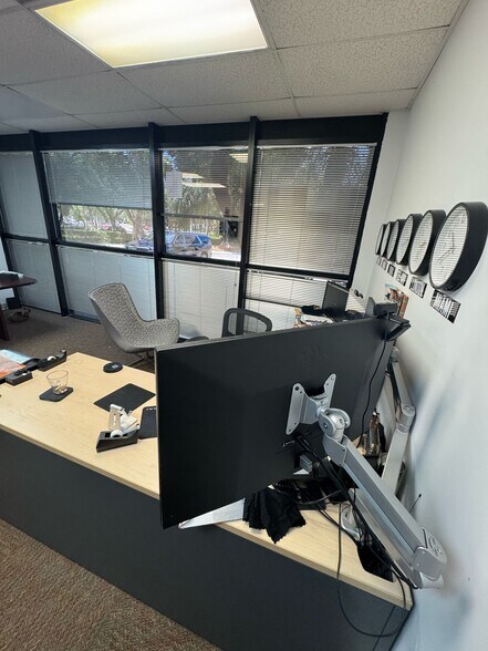 More Photos Of 3801-3891 Commerce Pky, Miramar Flex For Sale