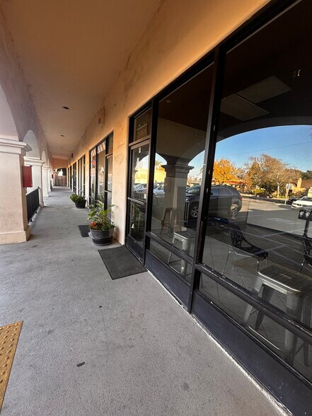 More Photos Of 406-410 W Ocean Ave, Lompoc Unknown For Lease