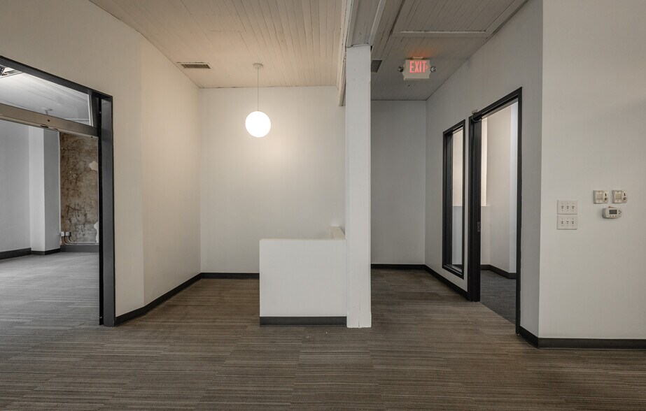 More Photos Of 401 E Chapel Hill St, Durham Storefront Retail Office For Sale