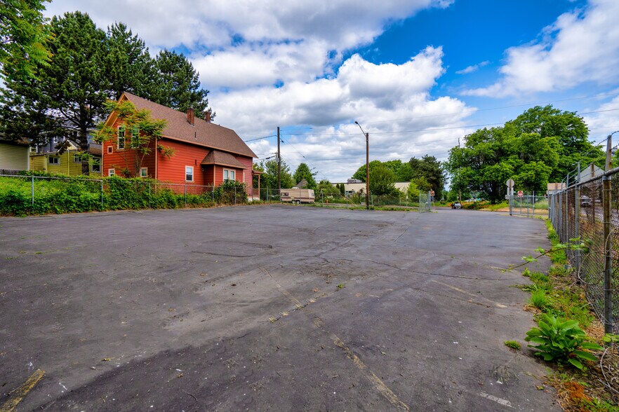 More Photos Of 0000 S Water Ave, Portland Land For Lease