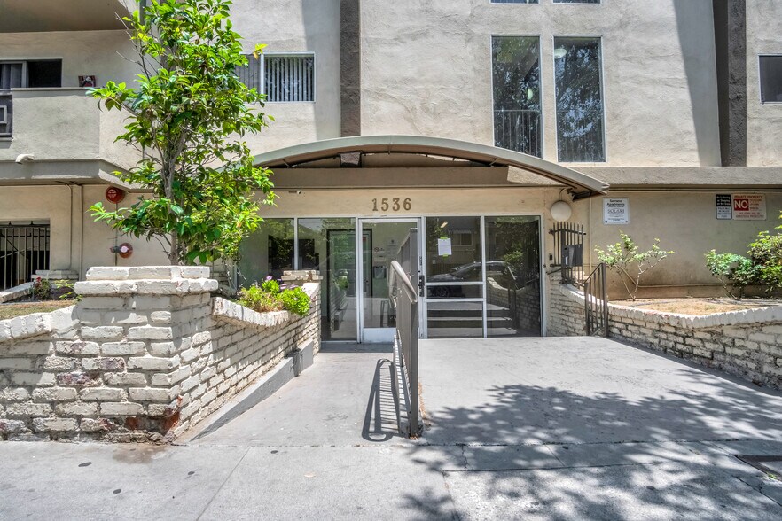 More Photos Of 1536 N Serrano Ave, Los Angeles Apartments For Sale