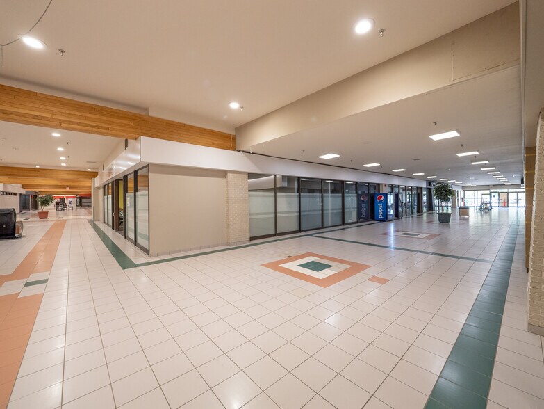 More Photos Of 2995 2nd Ave W, Prince Albert Unknown For Lease