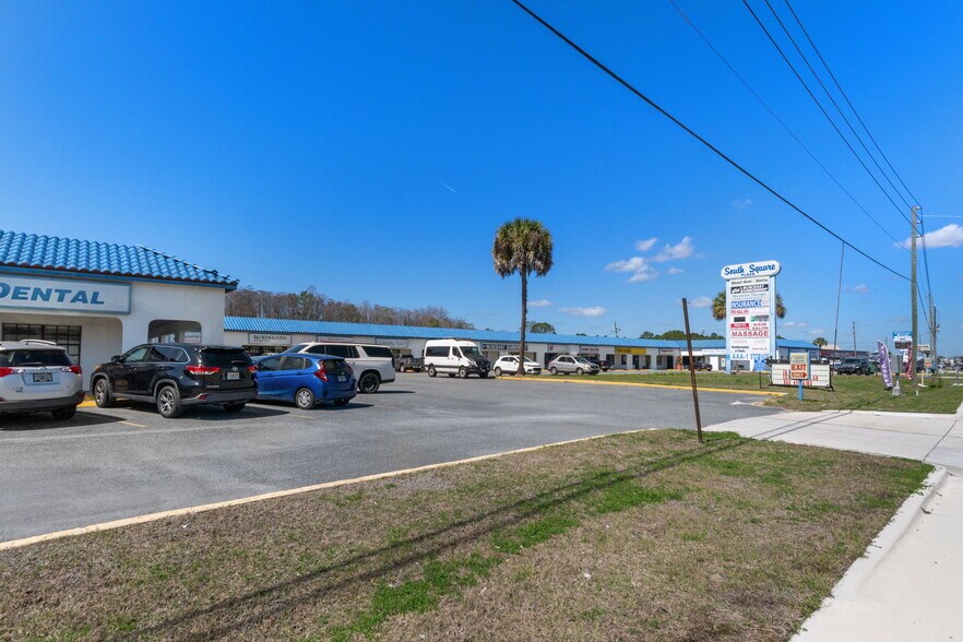 More Photos Of 940 N Suncoast Blvd, Crystal River General Retail For Sale