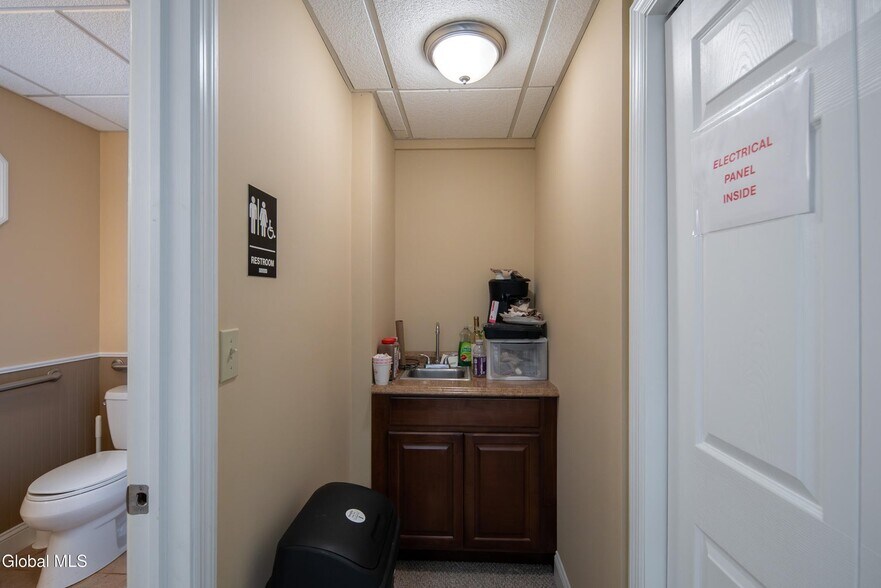 More Photos Of 964A Route 146, Clifton Park Office For Sale
