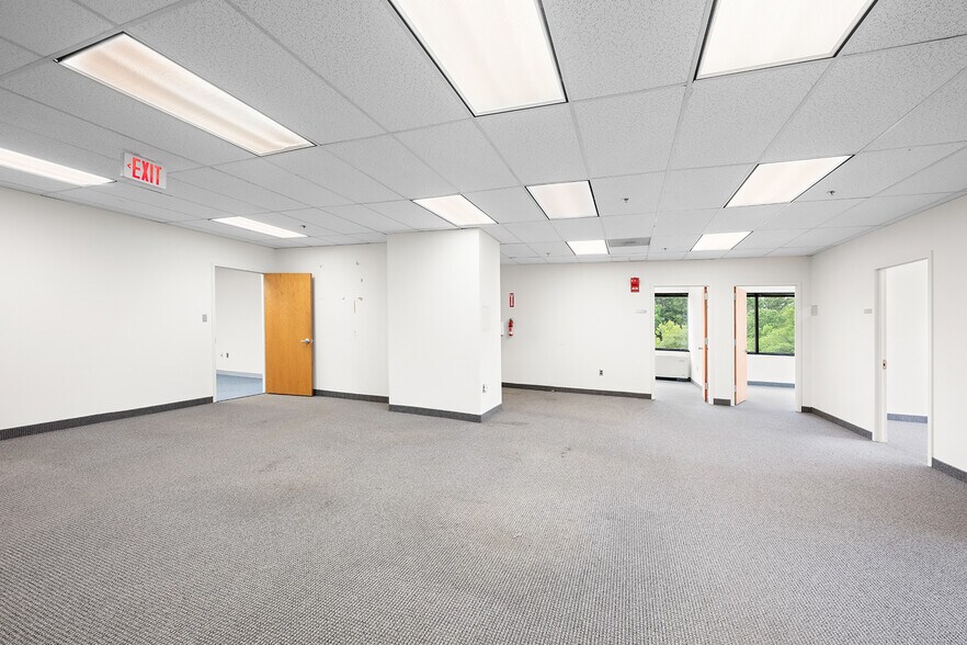 More Photos Of 11490 Commerce Park Dr, Reston Office For Sale