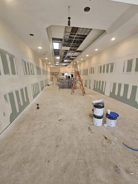 More Photos Of 1079-1083 Willis Ave, Albertson Storefront For Lease