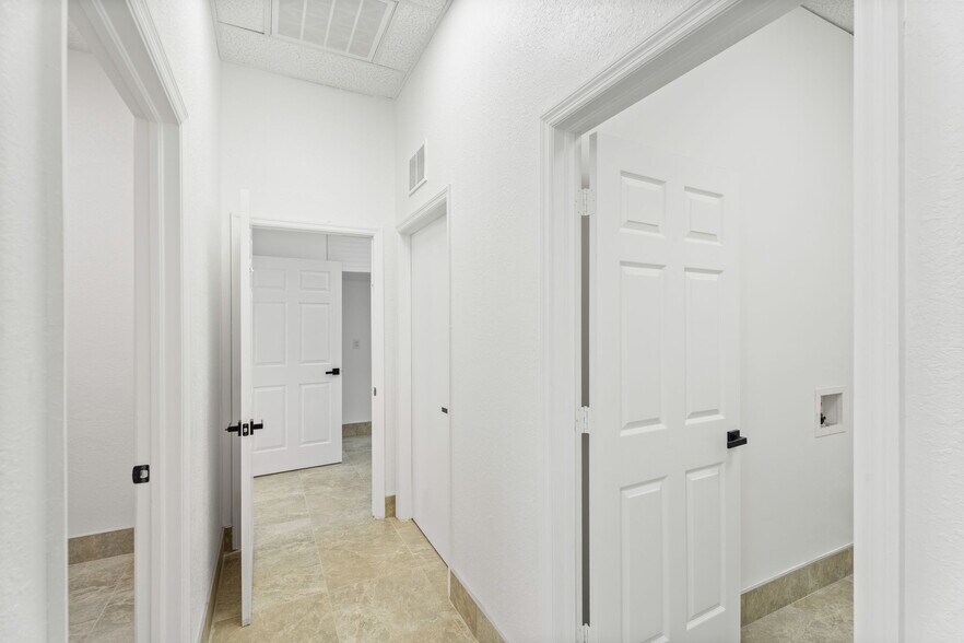 More Photos Of 1120 Village Lakes Blvd, Lehigh Acres Golf Course Driving Range For Lease