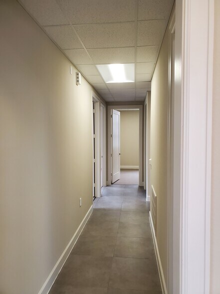 More Photos Of 8118 Fry Rd, Cypress Unknown For Lease