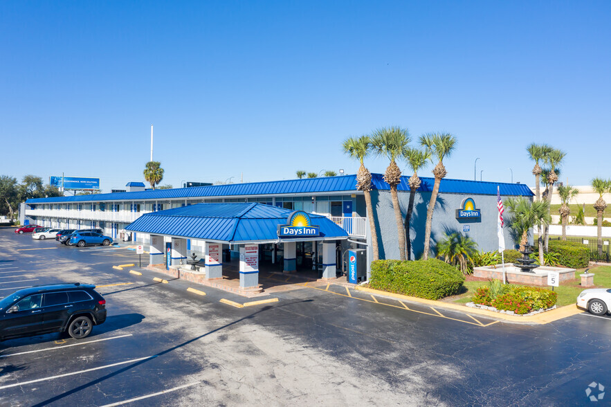 Primary Photo Of 3300 S Orange Blossom Trl, Orlando Hotel For Sale