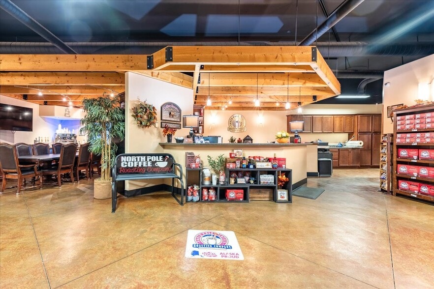 More Photos Of 1502 Minnie St, Fairbanks Industrial For Sale