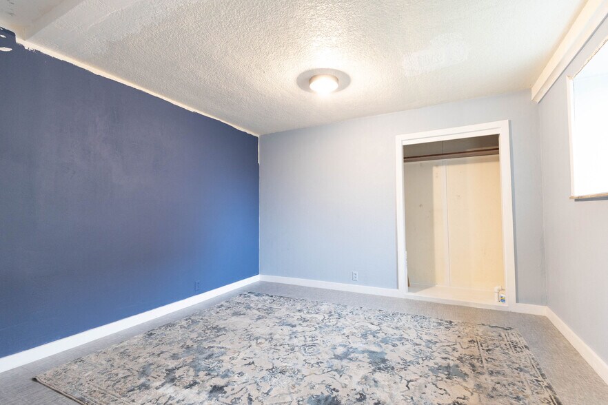 More Photos Of 306 S Main, Union Storefront Retail Residential For Sale