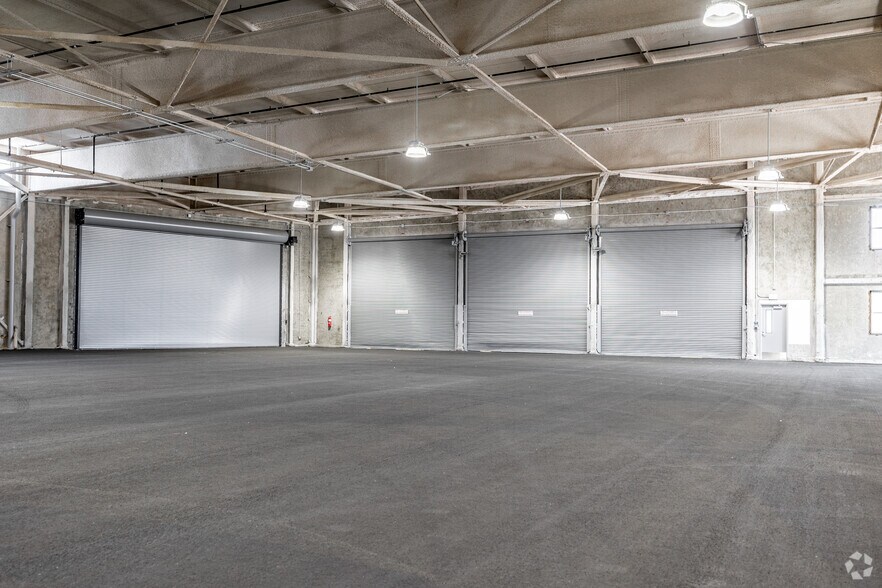 More Photos Of 1251 W Pier D St, Long Beach Warehouse For Lease
