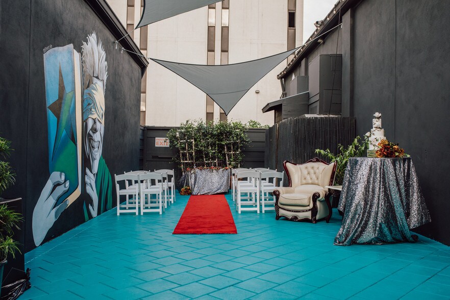 More Photos Of 47 W Amelia St, Orlando Bar For Sale