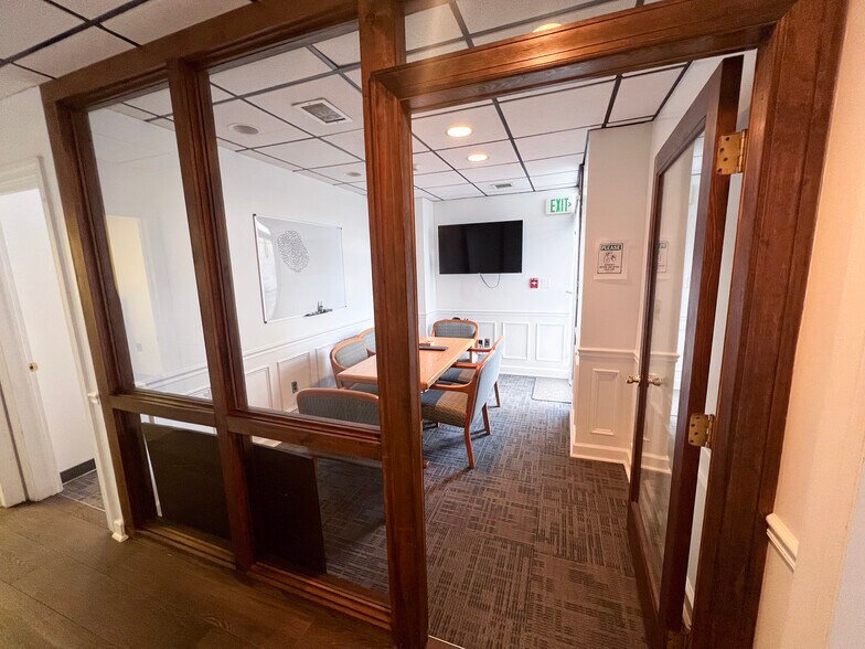 More Photos Of 205 E Joppa Rd, Towson Apartments For Lease