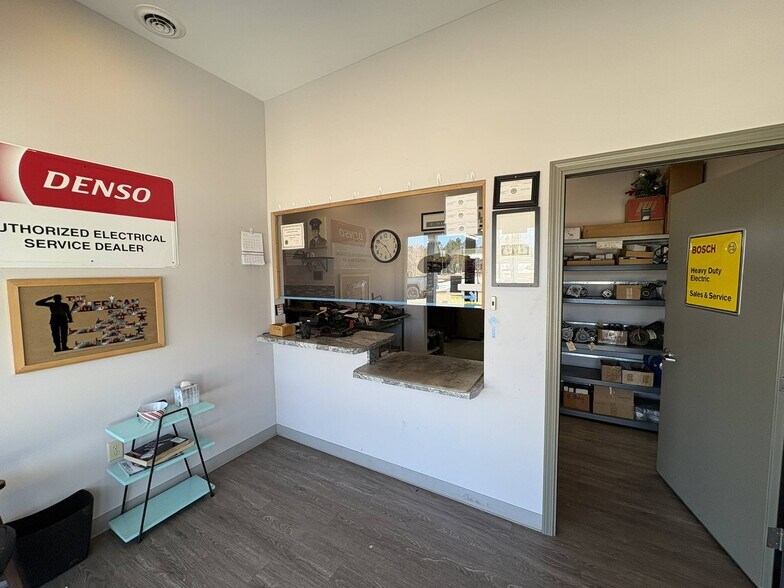 More Photos Of 928 County Road 480, Marquette Service For Sale