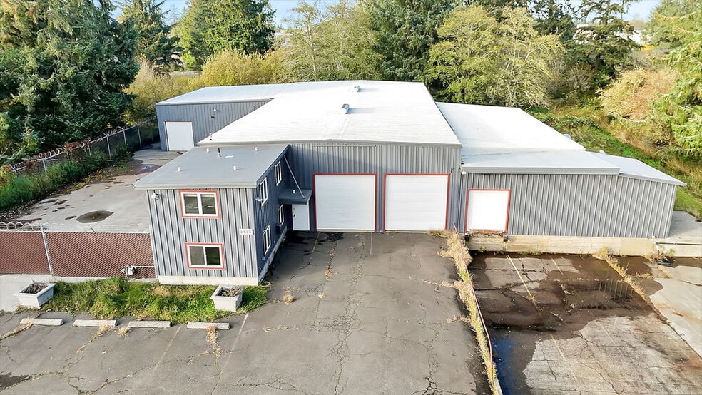 Primary Photo Of 1425 SE 9th St, Warrenton Warehouse For Lease