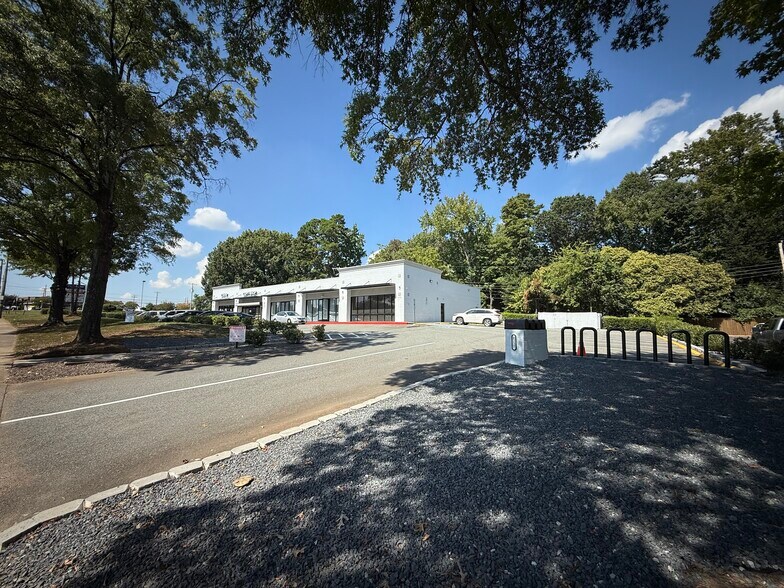 More Photos Of 1237 Tyvola Rd, Charlotte Storefront For Lease