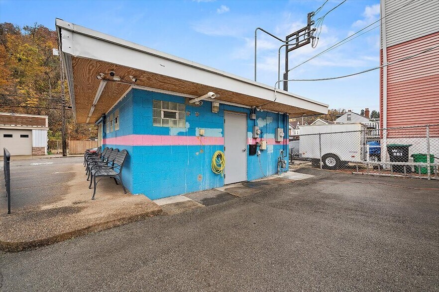 More Photos Of 624 North Ave, Pittsburgh Fast Food For Sale