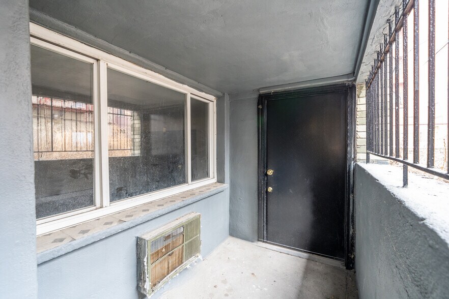 More Photos Of 100-108 35th St, Union City Apartments For Sale