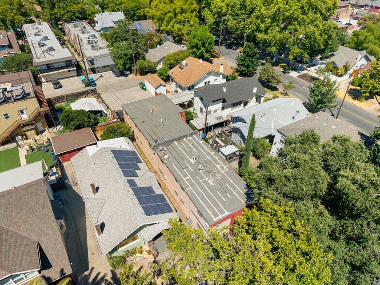 More Photos Of 2323 W St, Sacramento Apartments For Sale