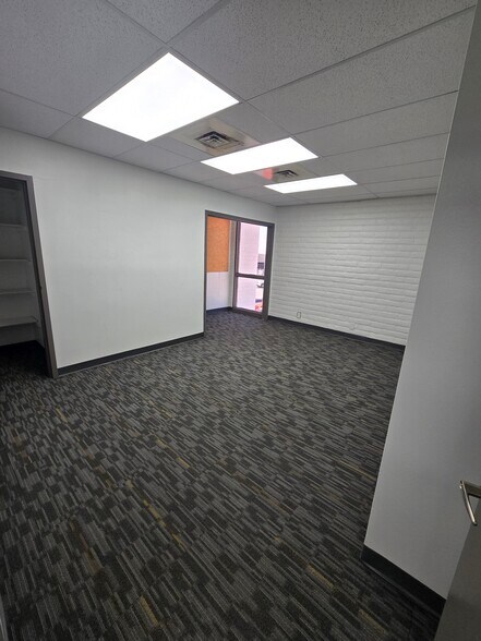 More Photos Of 7145 Industrial Ave, El Paso Unknown For Lease
